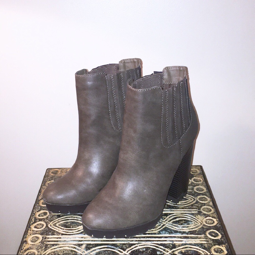 Candies faux leather booties